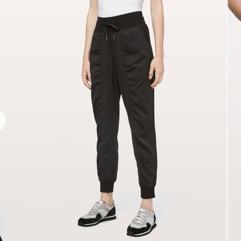 Lululemon Dance Studio Jogger Black Size 0